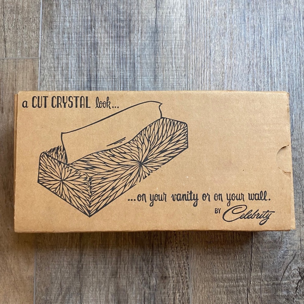 Vintage Celebrity Crystal Cut Tissue Box Cover Clear Starburst Wall Vanity USA